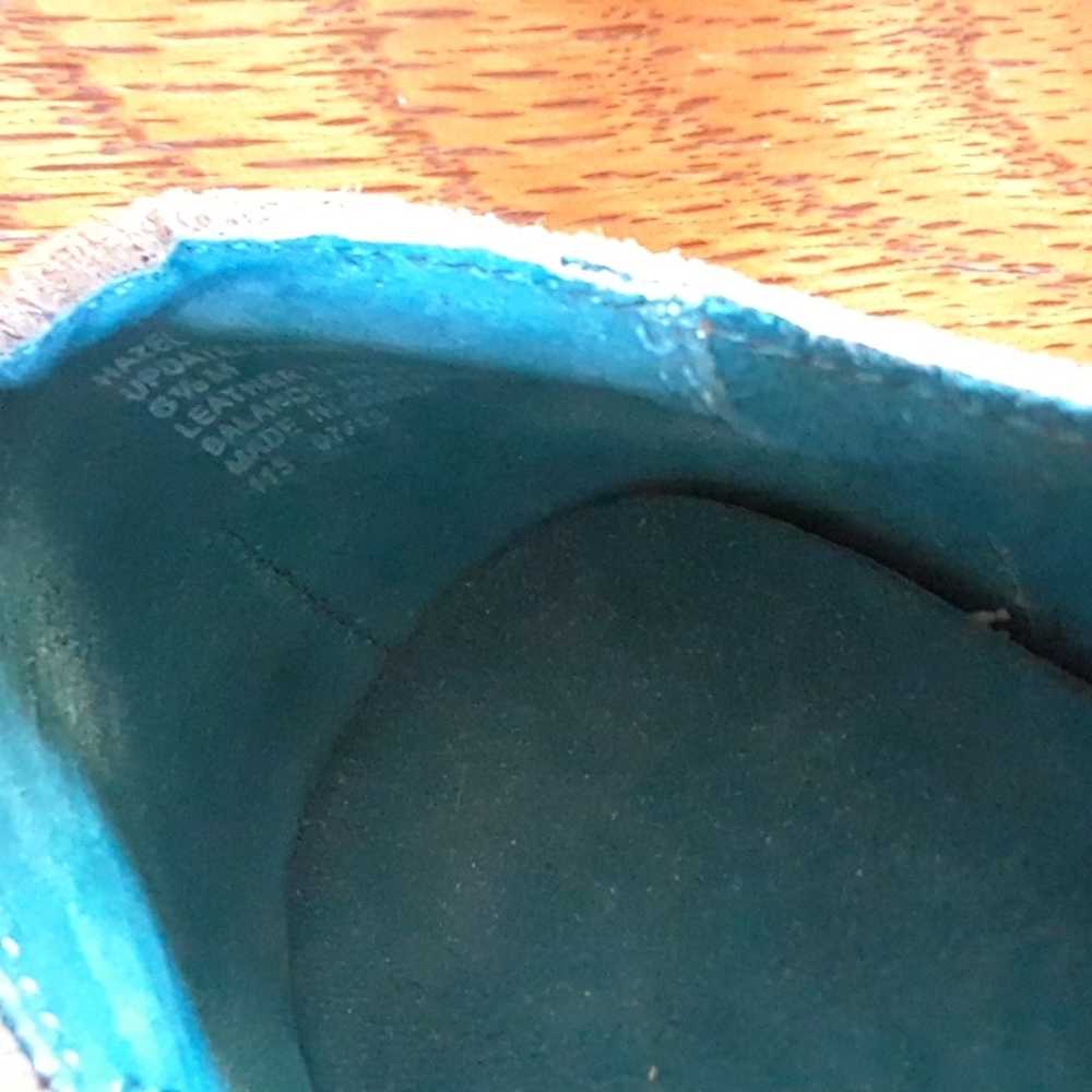 Suede shoes - Picture 4 of 6